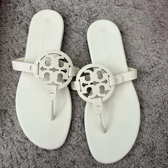 Tory Burch MILLER SOFT SANDAL - Picture 3 of 10